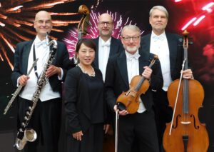 Bremer Kaffeehaus-Orchester Champagnerlaune! @ KASCH Achim, Großer Saal